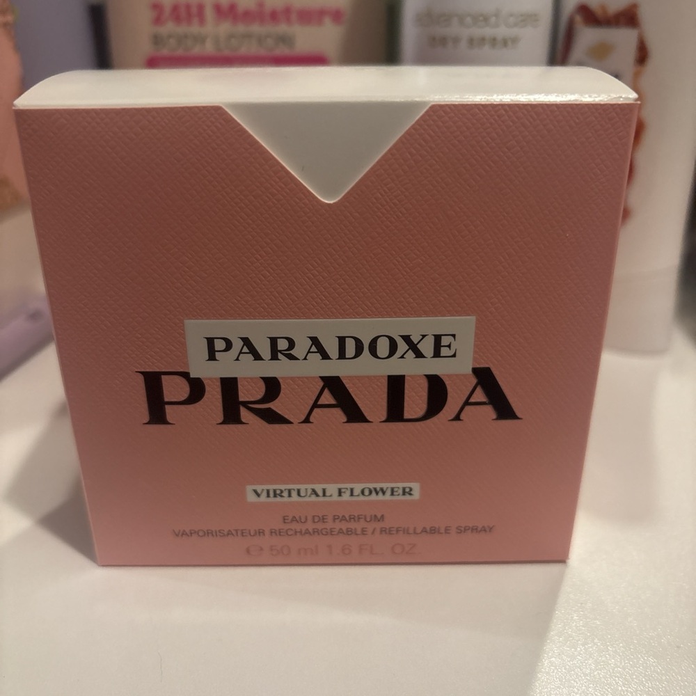 Prada Paradoxe Virtual Flower Eau de Parfum - Soft Pink